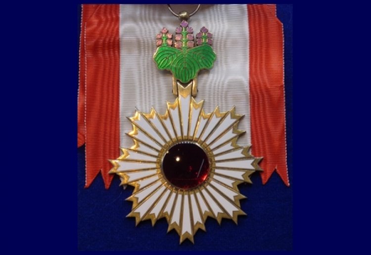 Руководитель Международного Фонда Шодиева получил «Орден Восходящего Солнца»