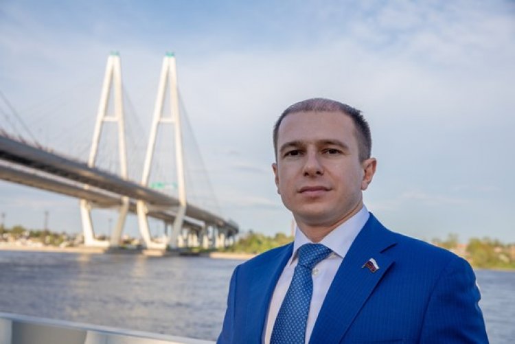 Михаил Романов поздравил петербургских предпринимателей с профессиональным праздником