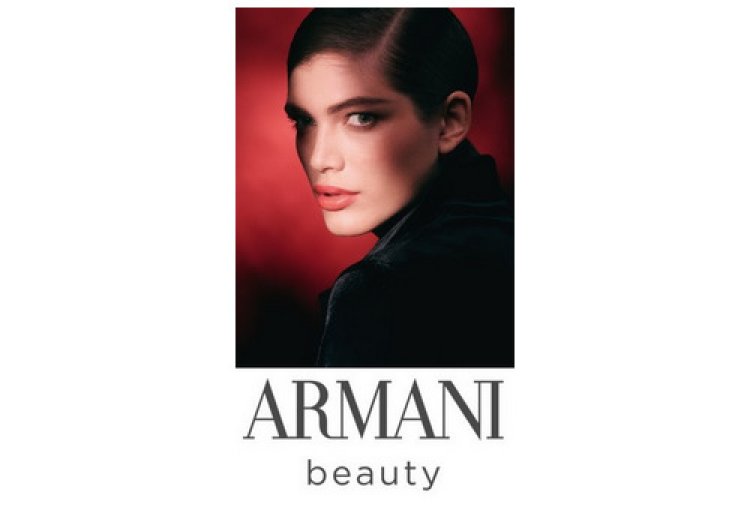 Джорджо Армани приветствовал Валентину Сампайо как новое лицо бренда Armani beauty
