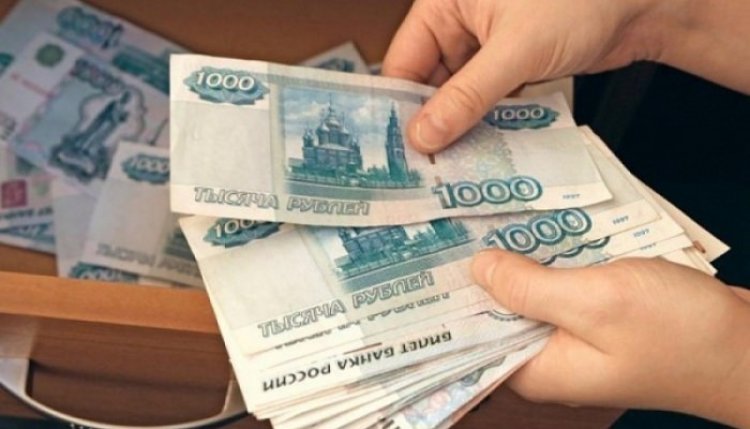 Зарплата в Москве подросла на 800 рублей