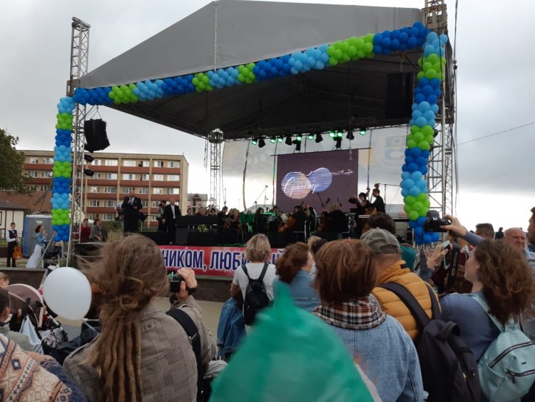 Калининградский курорт Зеленоградск отпраздновал День города детским концертом