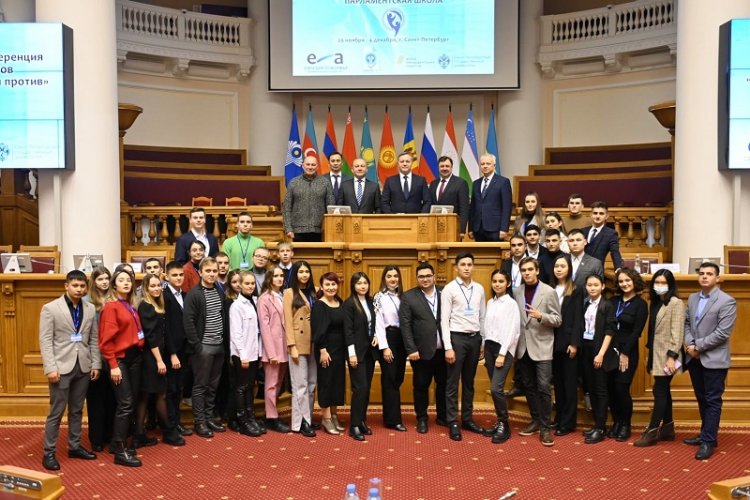 Подведены итоги проекта «Молодежный парламентаризм как основа устойчивого политического развития и партнерства стран СНГ»