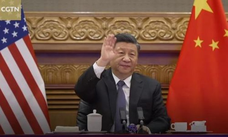 Главы Китая и США договорились поддерживать тесные контакты