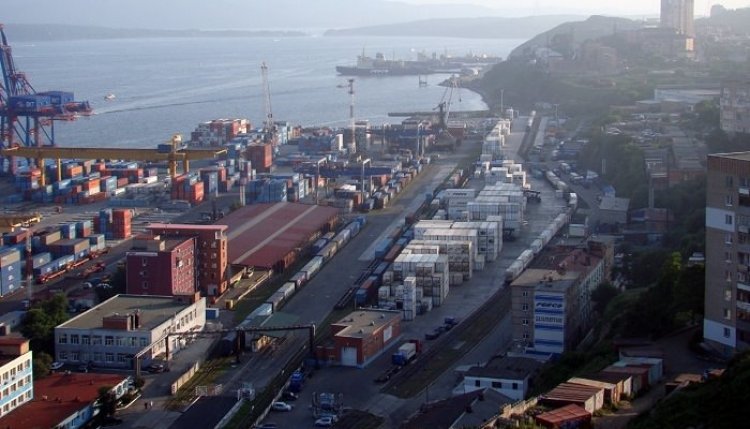 Инвестиции в порт Владивостока составят 60 млрд рублей